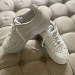 White Women’s Court vision